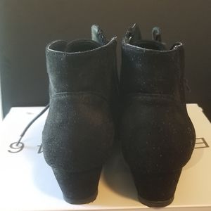 Ankle boots w/wedge